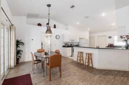Villa Prins: Two Spacious Primary Bedrooms With Ensuites